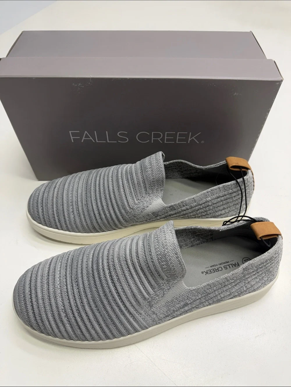 FALLS CREEK Women’s 11 Gray Slip On Athletic Shoes